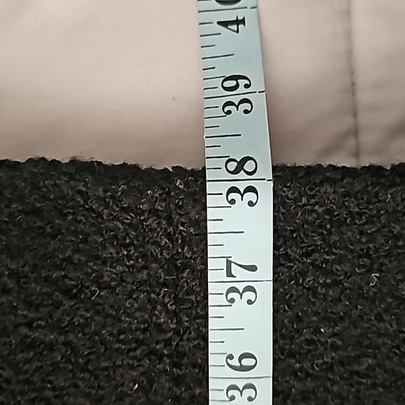 Winter Coat - Picture 9 of 10